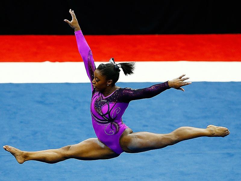 ¿Recuerdas a la gimnasta olímpica famosa de la foto? Pues 