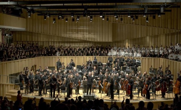 La Orquesta Filarmónica de Buenos Aires se presenta en el Teatro Colón ...