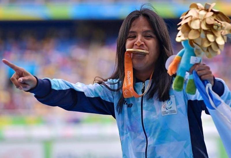 Yanina Martínez, la medallista olímpica, afectada por la quita de pensiones Yanina Martínez, la medallista olímpica, afectada por la quita de pensiones