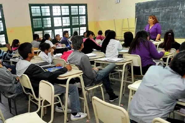 Buenos Aires incorpora la <b>inteligencia artificial</b> como contenido obligatorio en escuelas ... thumbnail